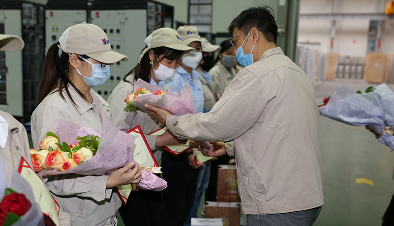 >男神登場，愿望實現！